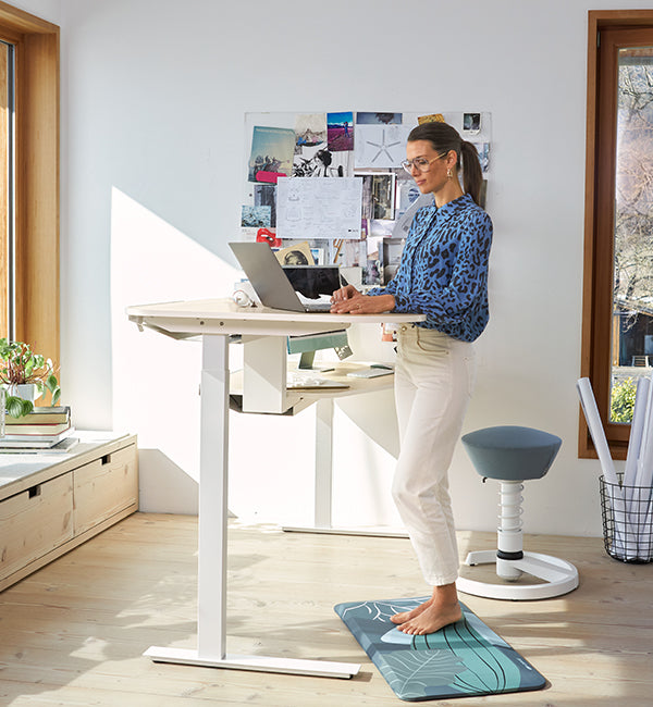 Aeris Active Desk: electric height-adjustable desk