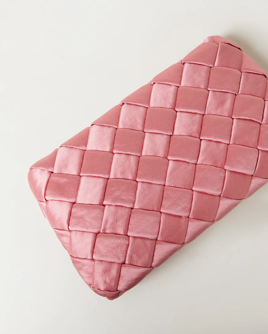 Aviva Woven Puff Clutch ~ Scarlet – Chic Streets