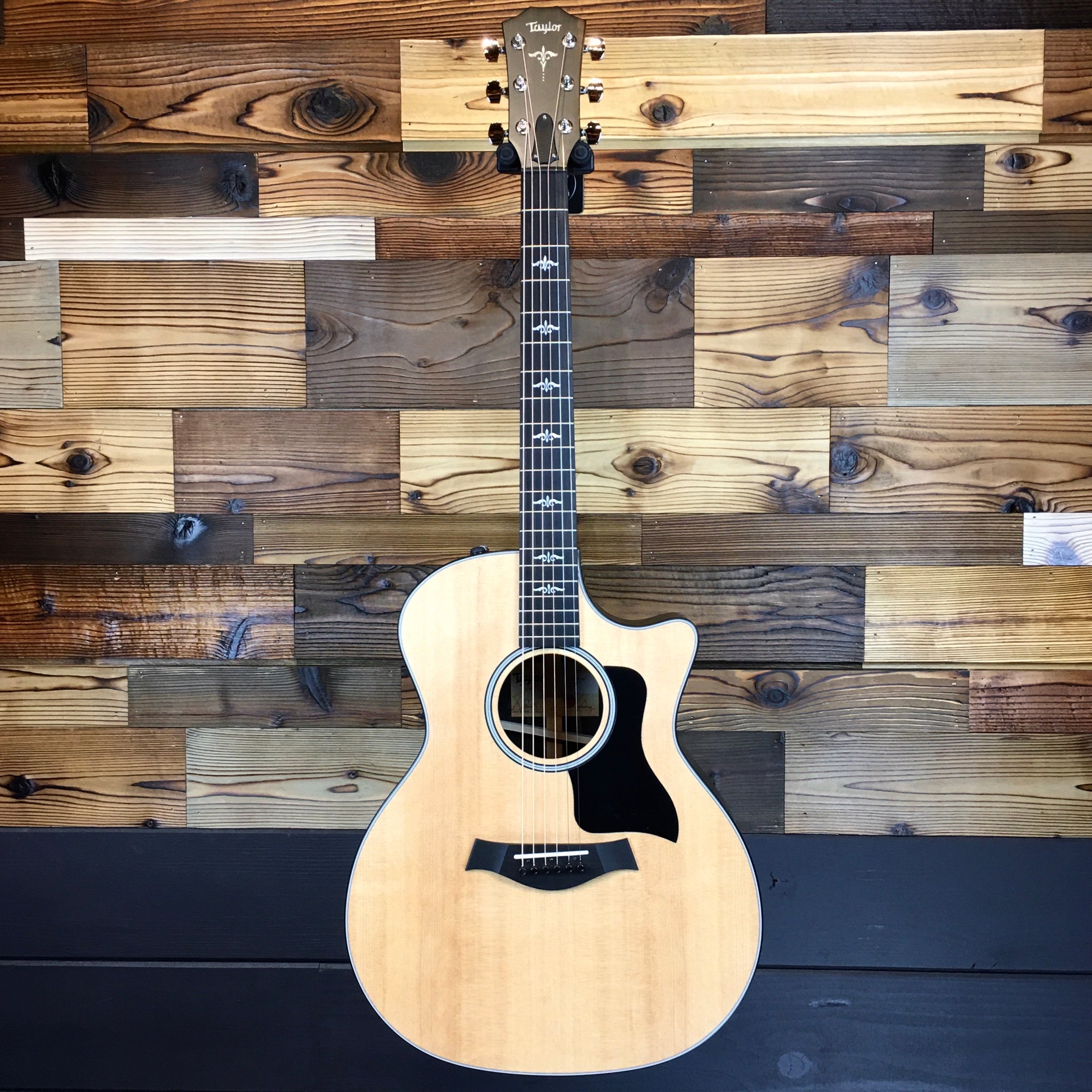 Taylor E14CE-LTD Grand Auditorium LTD 