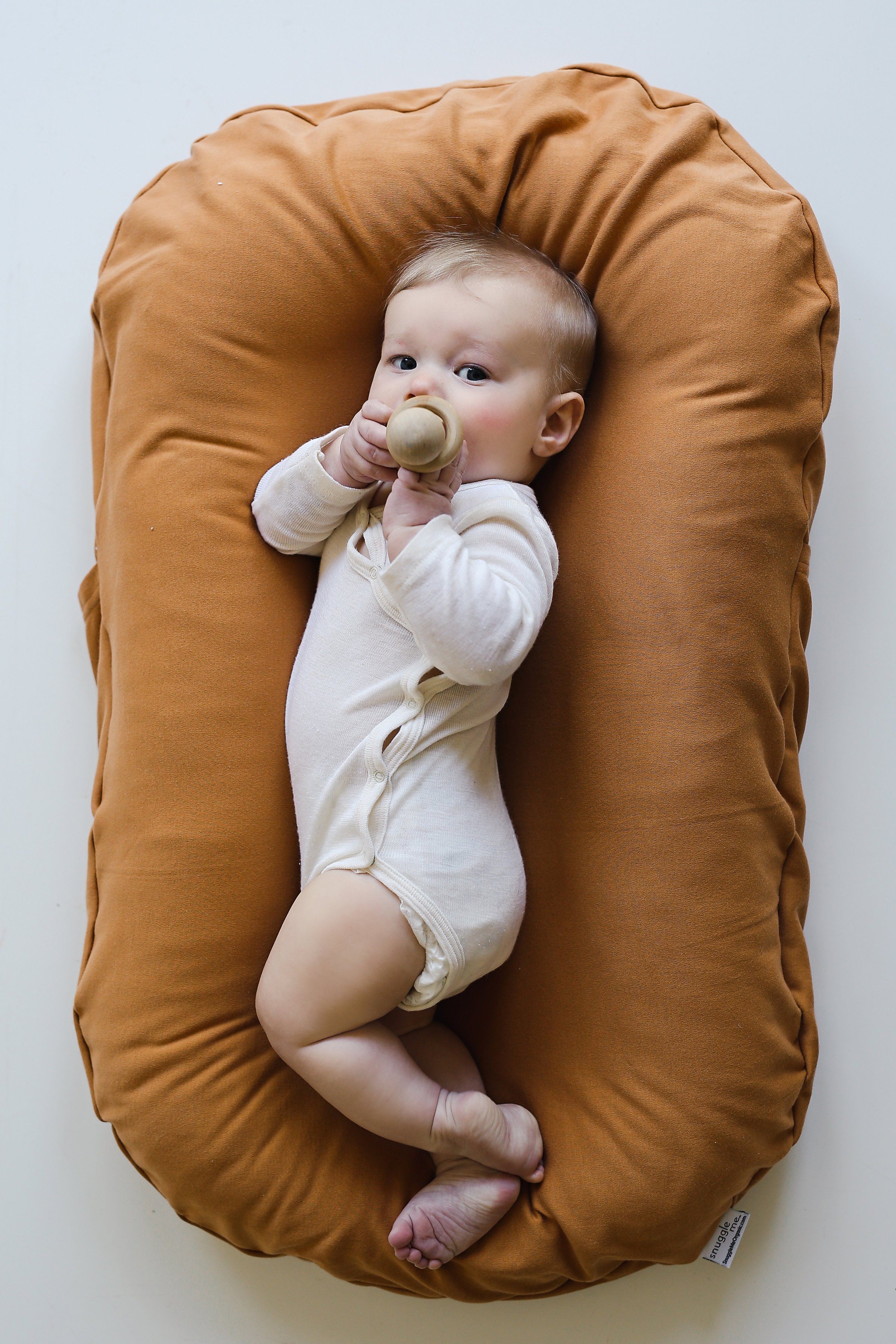 snuggle-me-organic-lounger-ember-cover-project-nursery