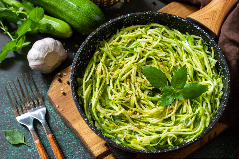 zucchini noodle - shop courgettes