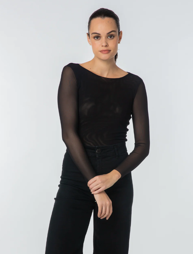 Scoop Neck Chiffon Batwing Sleeve Top - Fairlie Curved