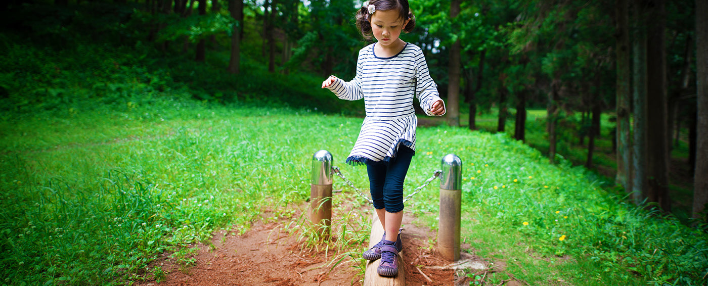 Natural Play Spaces for Kids article banner