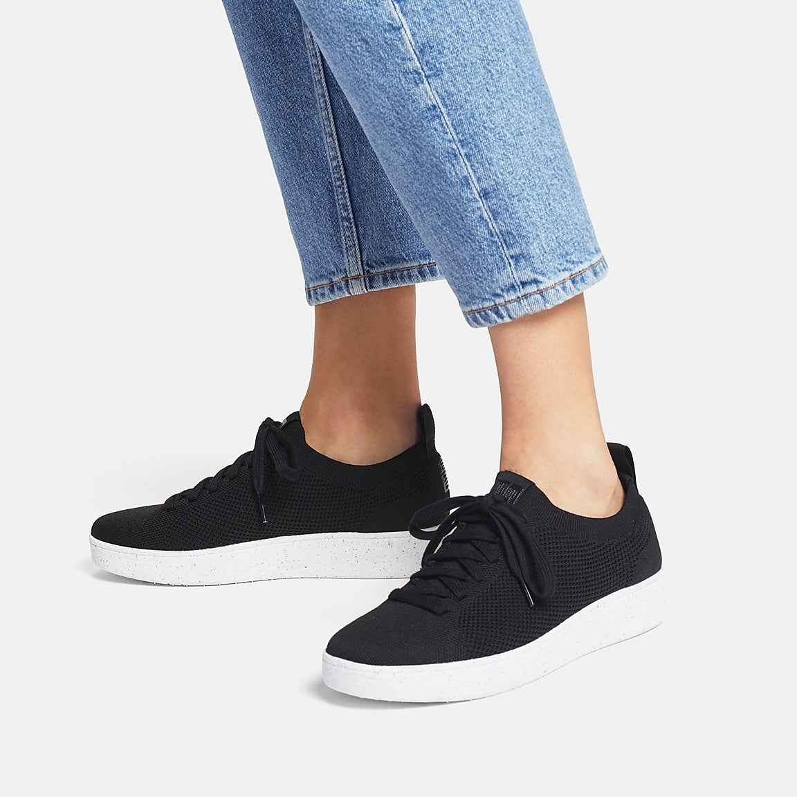 Fit Flop Vitamin FFX Knit Sport Sneakers | Black + White - Fancy