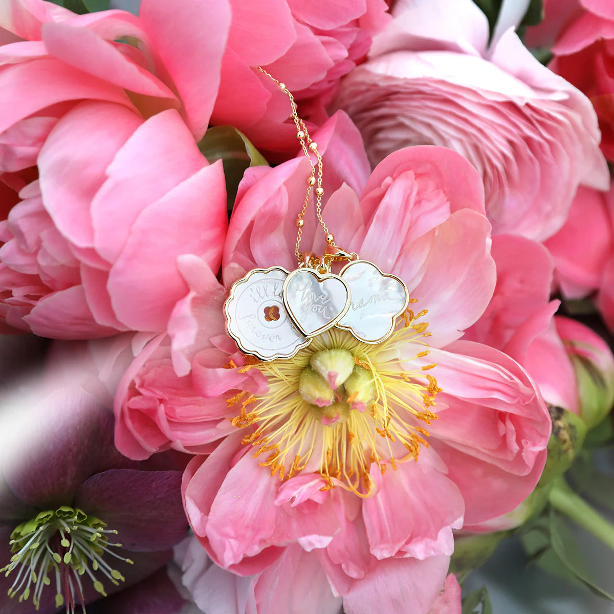 Costume store jewelry pendants
