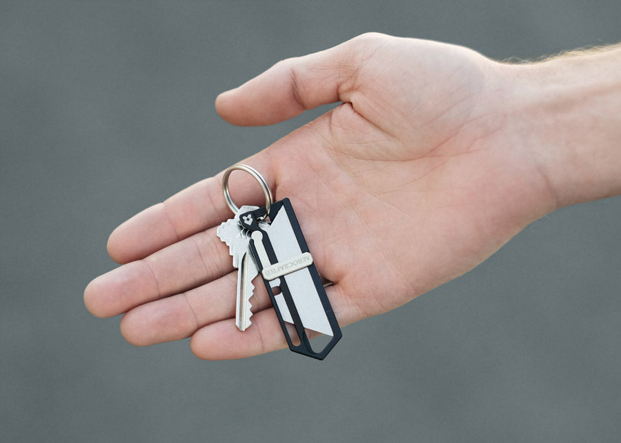 minimal utility knife and key on keyring