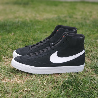 nike black and white blazers