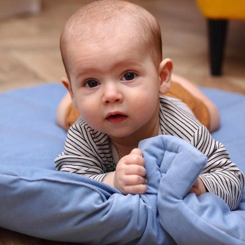 tapis d'éveil feuille enfant bleu