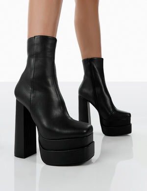 chunky black boots platform