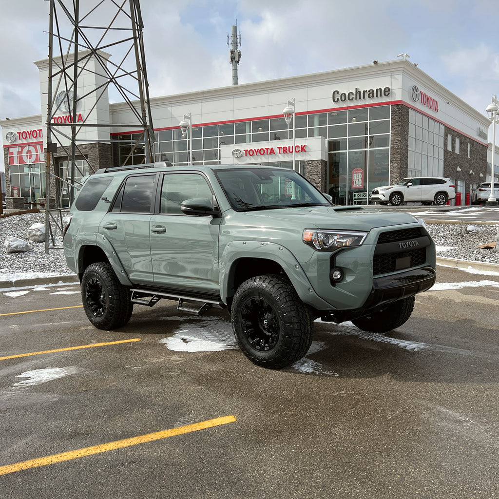 2022 Toyota 4Runner TRD Off Road Right Front View