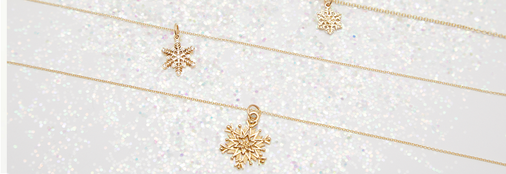 Helen's Snowflake Mini Charm Pavé Diamonds lovingly crafted in New York. Made With Solid 14k Gold. Size 12.8mm x 10.8mm. Gift Wrapped. Free Express Shipping.   