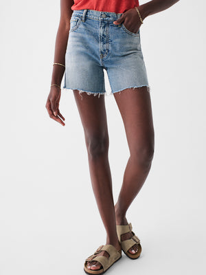 501® Mid Thigh Women's Shorts - Medium Wash