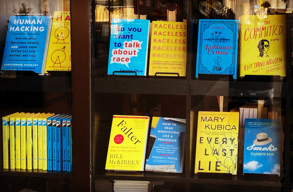 Janus Books window display in support of Ukraine.