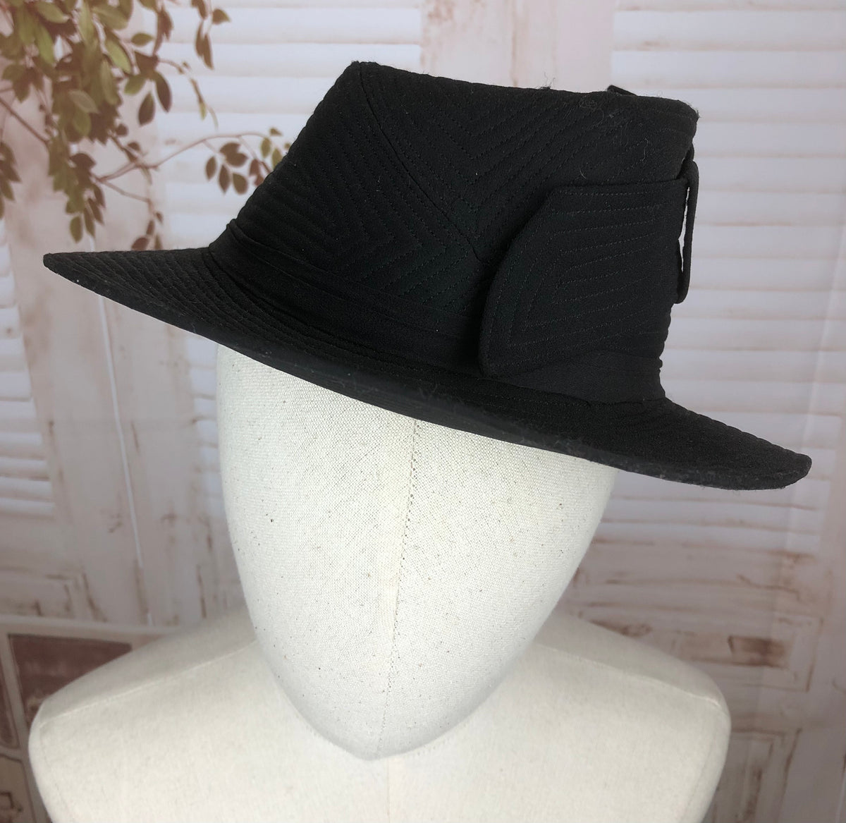 Rare 1930s 30s Vintage Black Topstitched Ladies Fedora Hat – Black ...