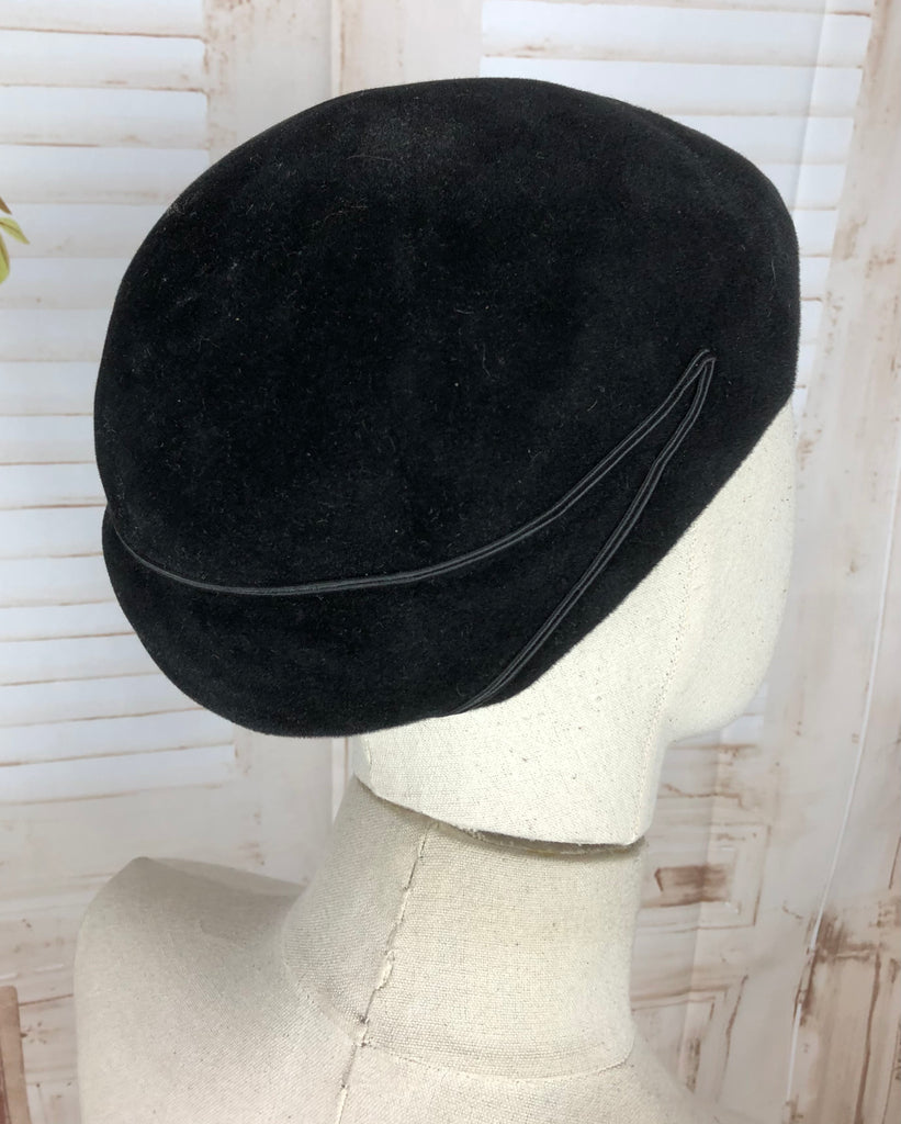 Original Late 1950s 50s Vintage Black Velvet Hat – Black Sheep Antiques