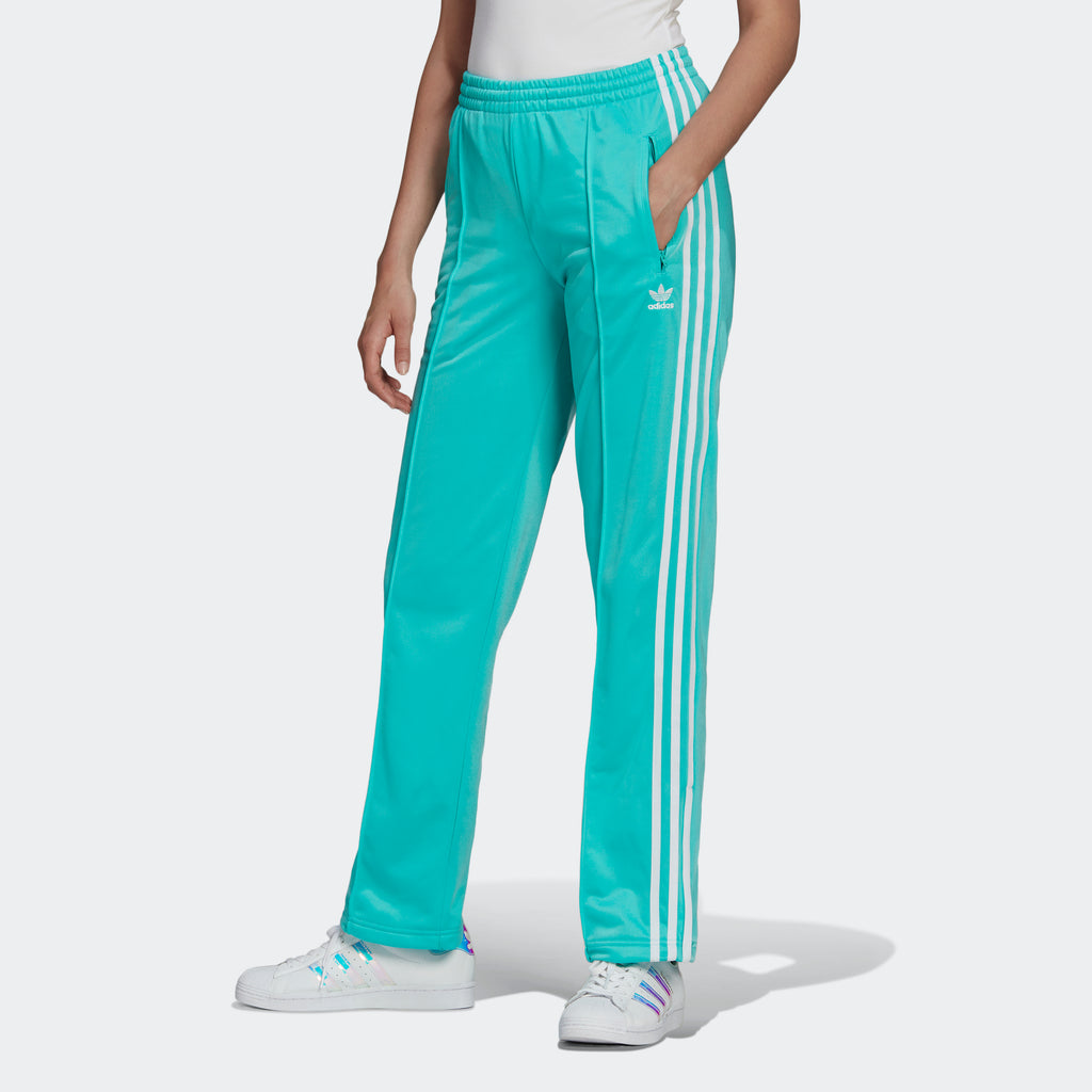 Más temprano Jabeth Wilson pobreza adidas Originals ADICOLOR CLASSICS FIREBIRD Track Pants - Mint | Women |  stripe 3 adidas