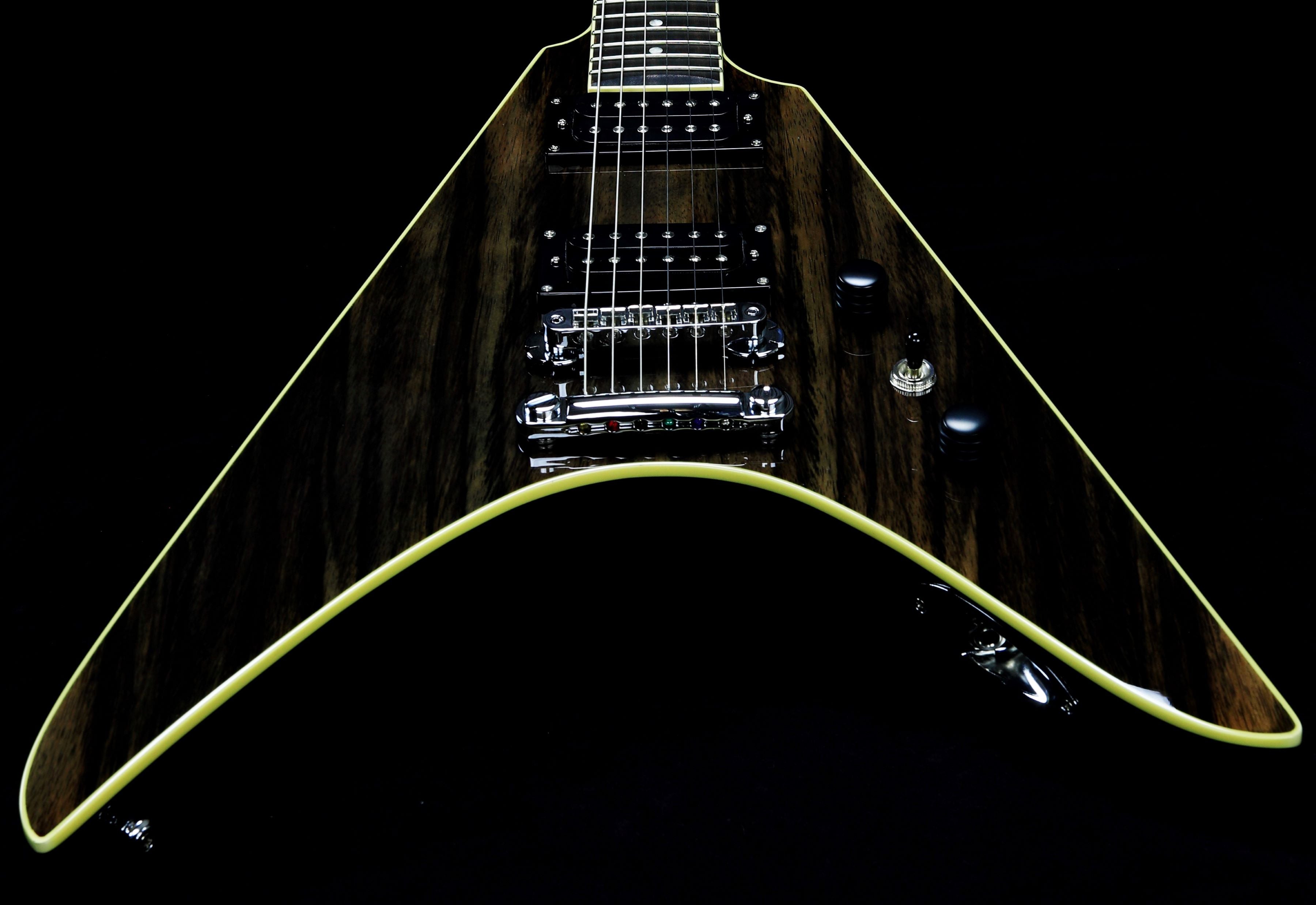 Zemaitis ZVW22 Ebony – Zemaitis Guitar Company