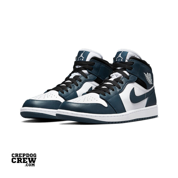 blue navy jordan 1