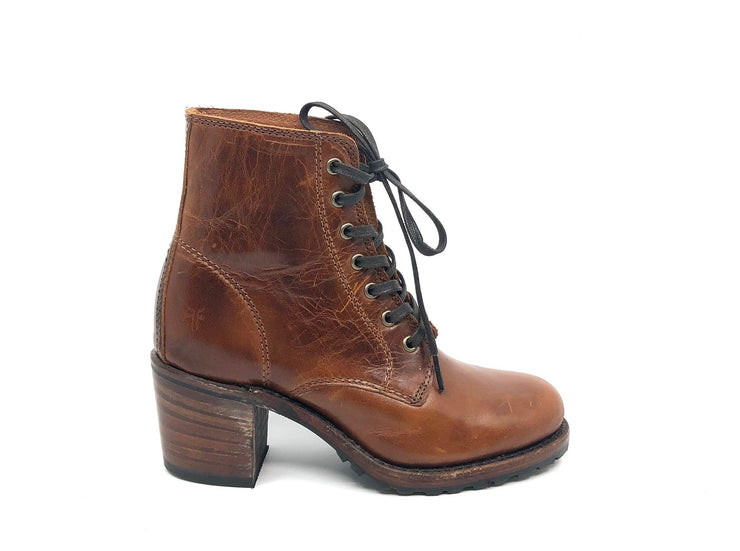 Frye Sabrina 6G Lace Up Cognac | Dear Lucy