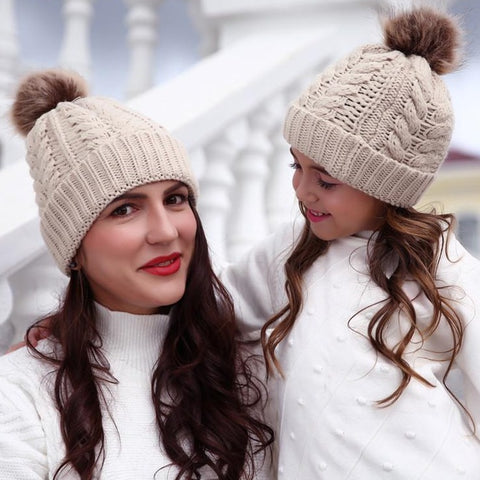 Bonnet Pompom Mère Fille