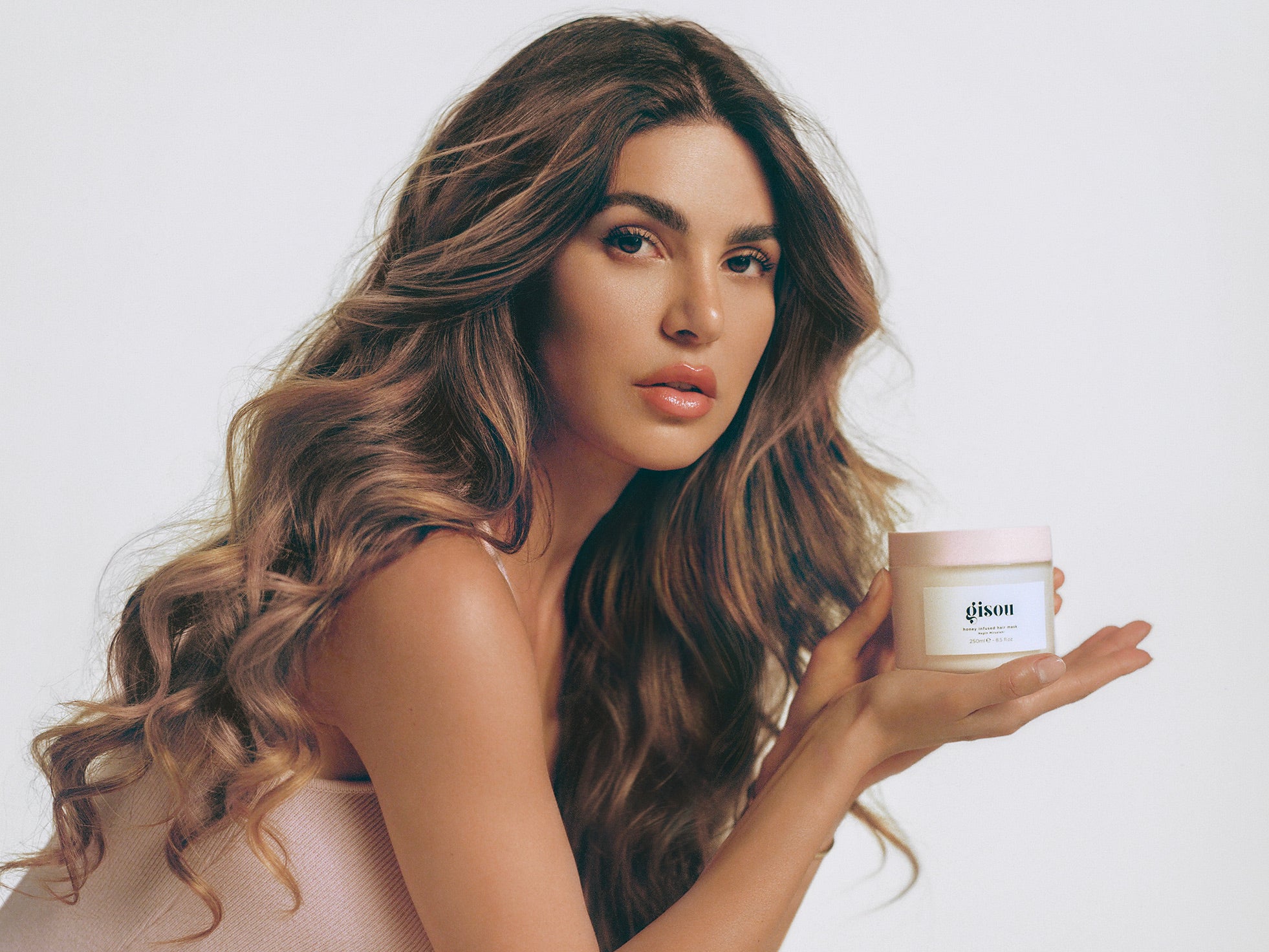 Masque capillaire infusé au miel Negin Mirsalehi