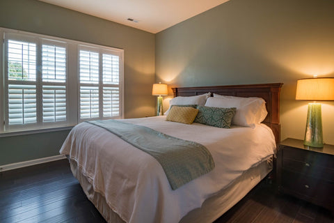 A bed with organic bamboo sheets