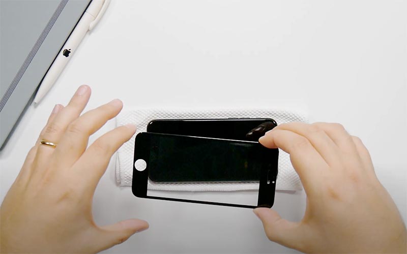 Comment poser un verre trempé 3D sur iPhone en vidéo