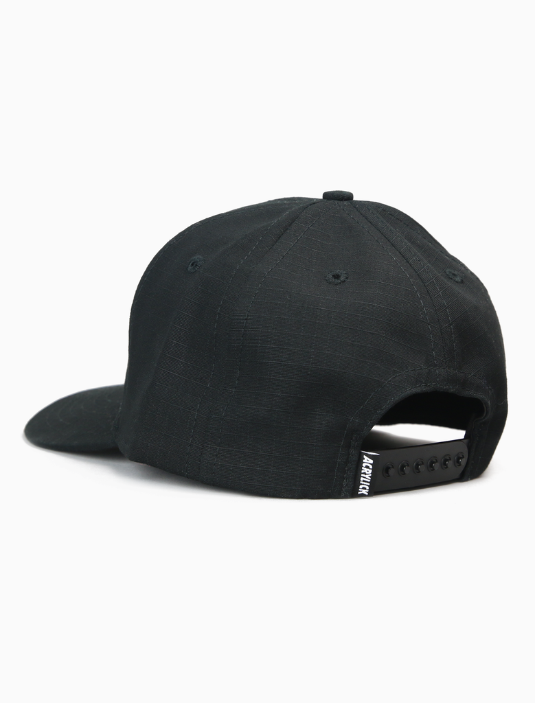 Curved Brim Snapbacks | ACRYLICK®