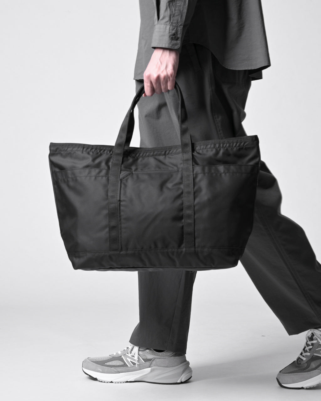 MONOLITH モノリス TOTE STANDARD M トートバッグCAPACITY