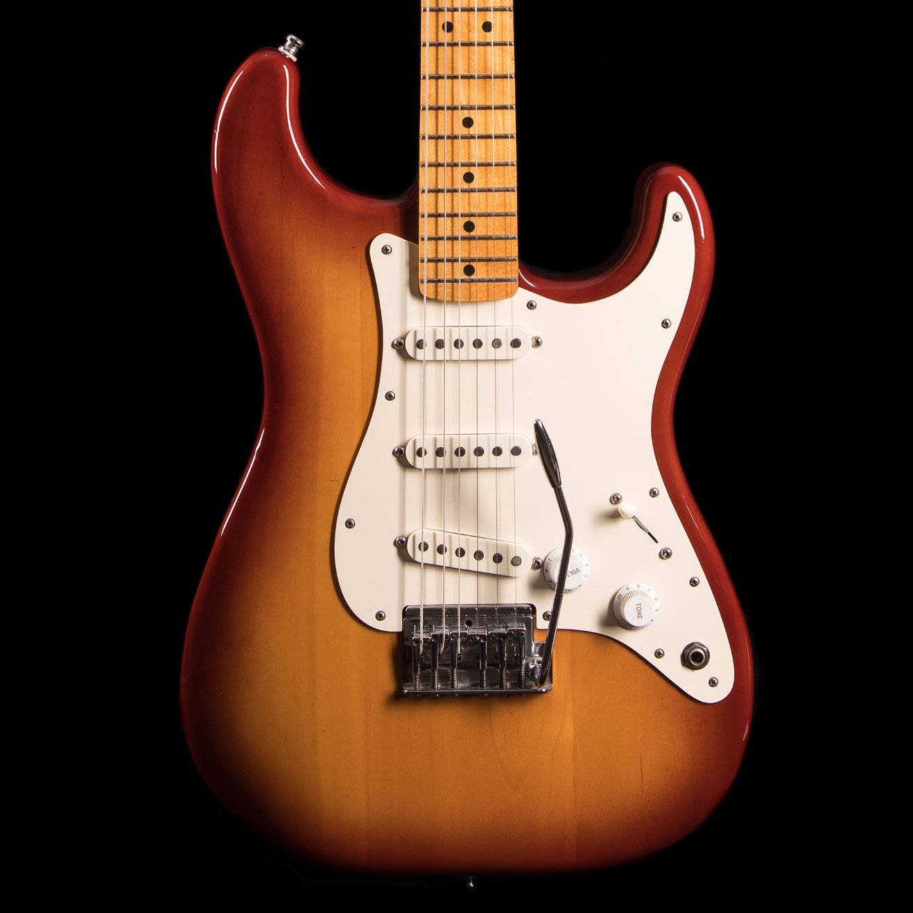 1983 fender american standard stratocaster