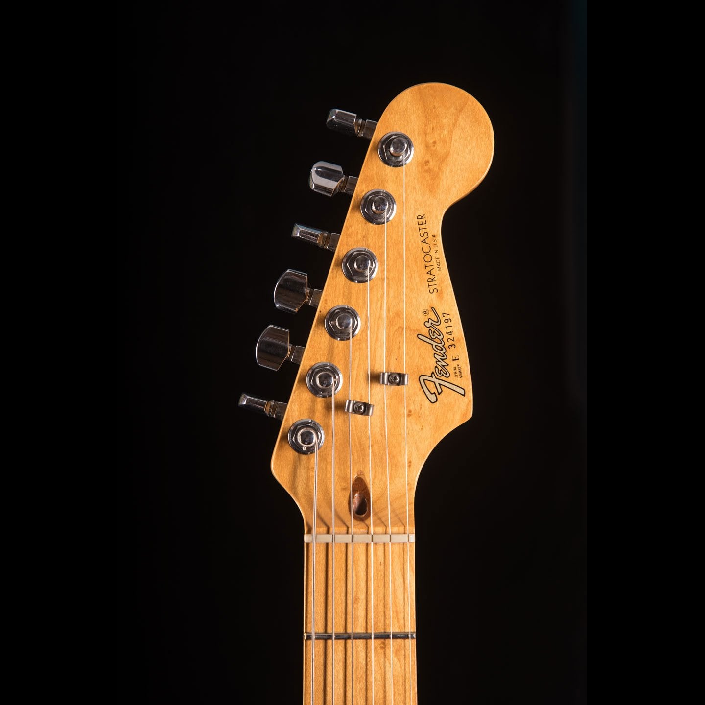 1983 fender american standard stratocaster