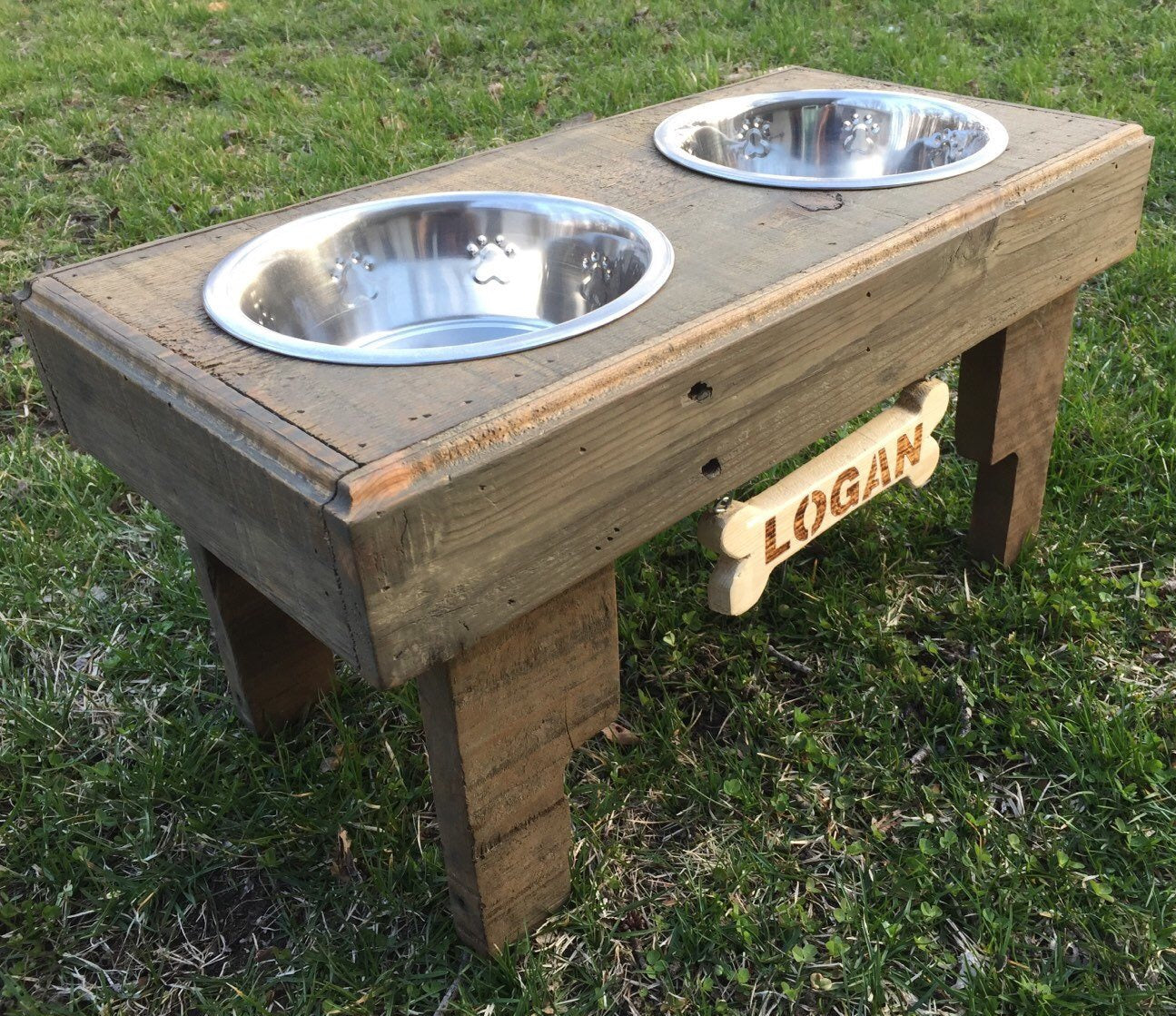 Reclaimed pallet dog bowl stand with personalized dog bone – Rustic ...