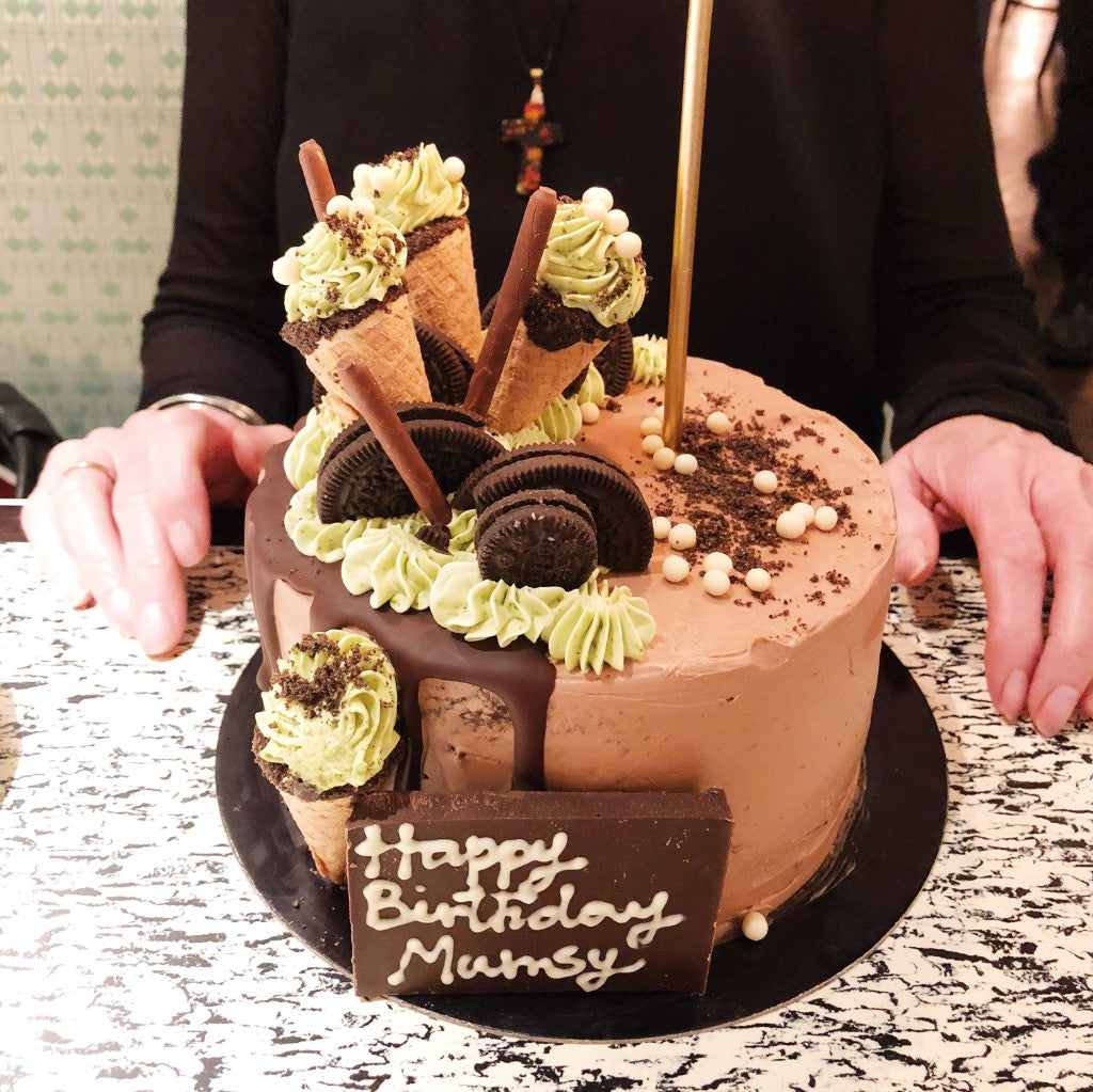 The Mother-in-Law's Mayfair Birthday Cake - Anges de Sucre