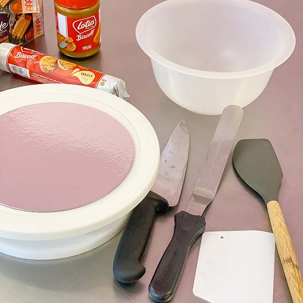 Basic Cake Decorating Equipment