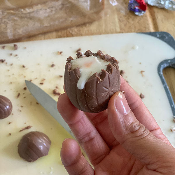 Fake Bake Recipe Mocha Creme Egg - cracked creme egg