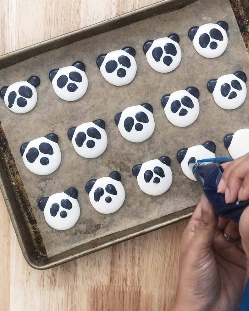 Panda Macaron Recipe - eyes and nose