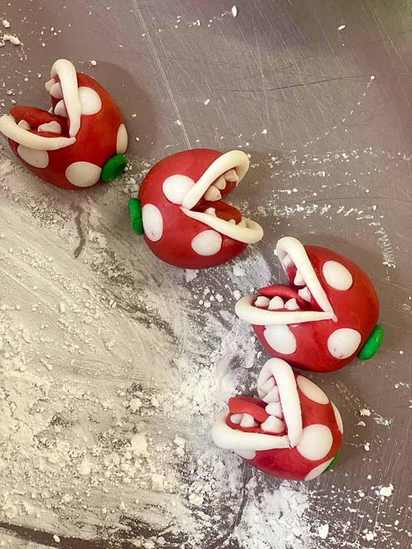 Super Mario Birthday Cake - Piranha Plants Fondant Cake Toppers