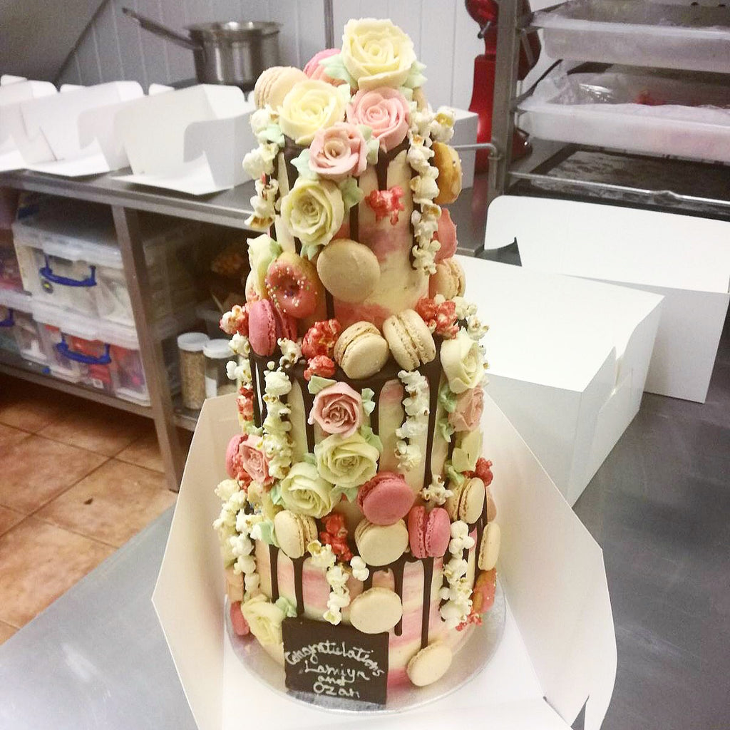 emballage du gâteau de mariage