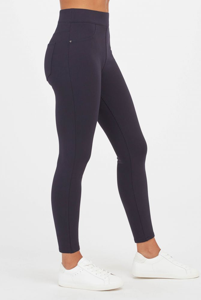 SPANX - Our Saturday checklist: ☀️Sunshine 😍Style 😄Smiles ❤️️Spanx  Backseam Skinny Our Backseam Skinny is machine-washable and pulls on for a  sophisticated look. Polish up your look without ever sacrificing comfort! # Spanx