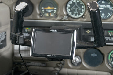 GPS Mounted to Airplane Yoke