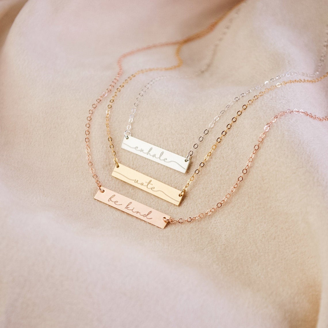  Minimalist Bar Necklace, Simple Horizontal Bar Necklace for  Women, Gold Bar Necklace, Silver Bar Necklace, and Rose Gold Bar Necklace (Rose  Gold Tone) : Clothing, Shoes & Jewelry