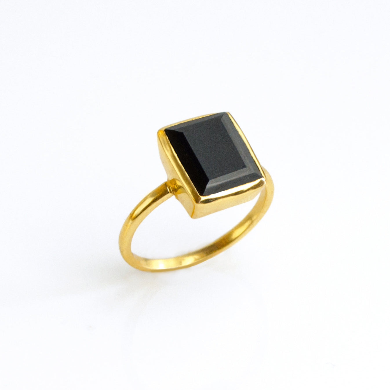 onyx rectangle ring