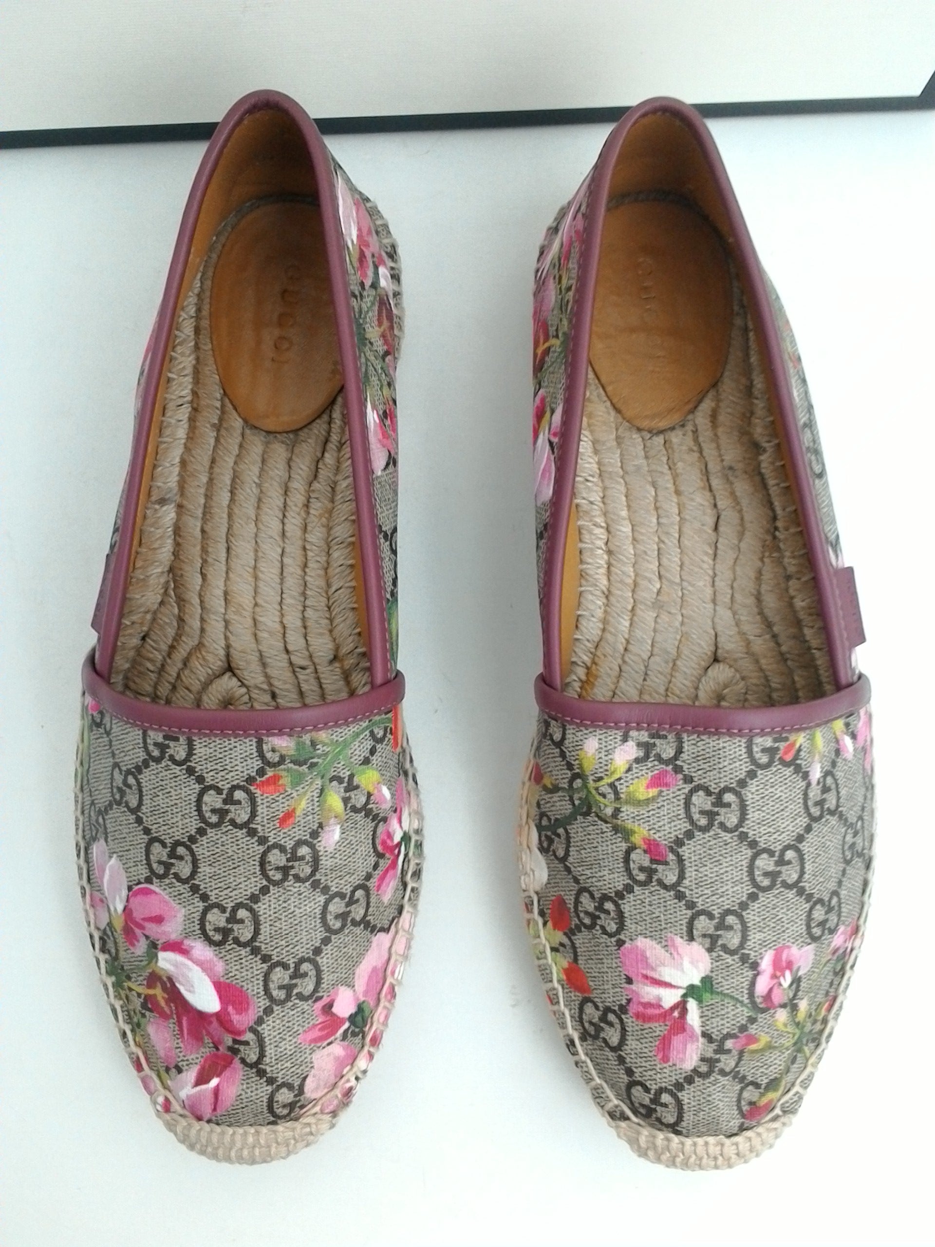 Gucci Women's Pink Floral Leather Espadrille Loafer Size 40 - Prime ...
