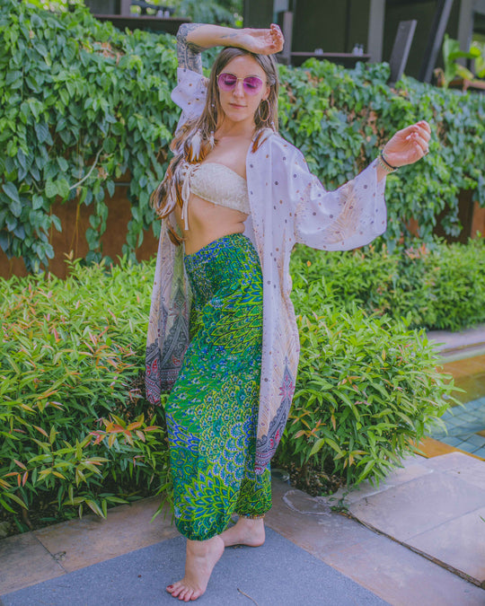 https://cdn.shopify.com/s/files/1/0362/3682/0617/products/DELHI-BOHO-PANTS---GREEN-ELEPANTA-Elastic-Waist---Harem-Pants---Buy-Today-Elephant-Pants-Jewelry-And-Bohemian-Clothes-Handmade-In-Thailand-Help-To-Save-The-Elephants-FairTrade-And-Vegan-1616219168_540x.jpg?v=1642546074