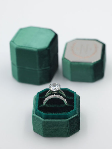 green ring box