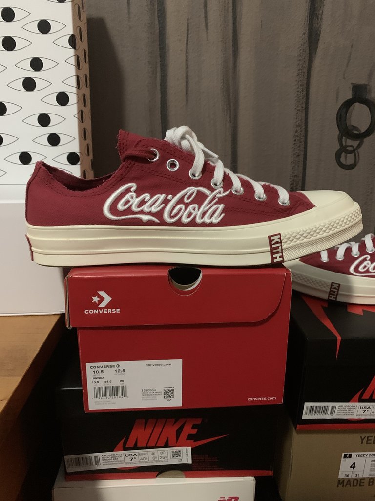 coca cola converse red