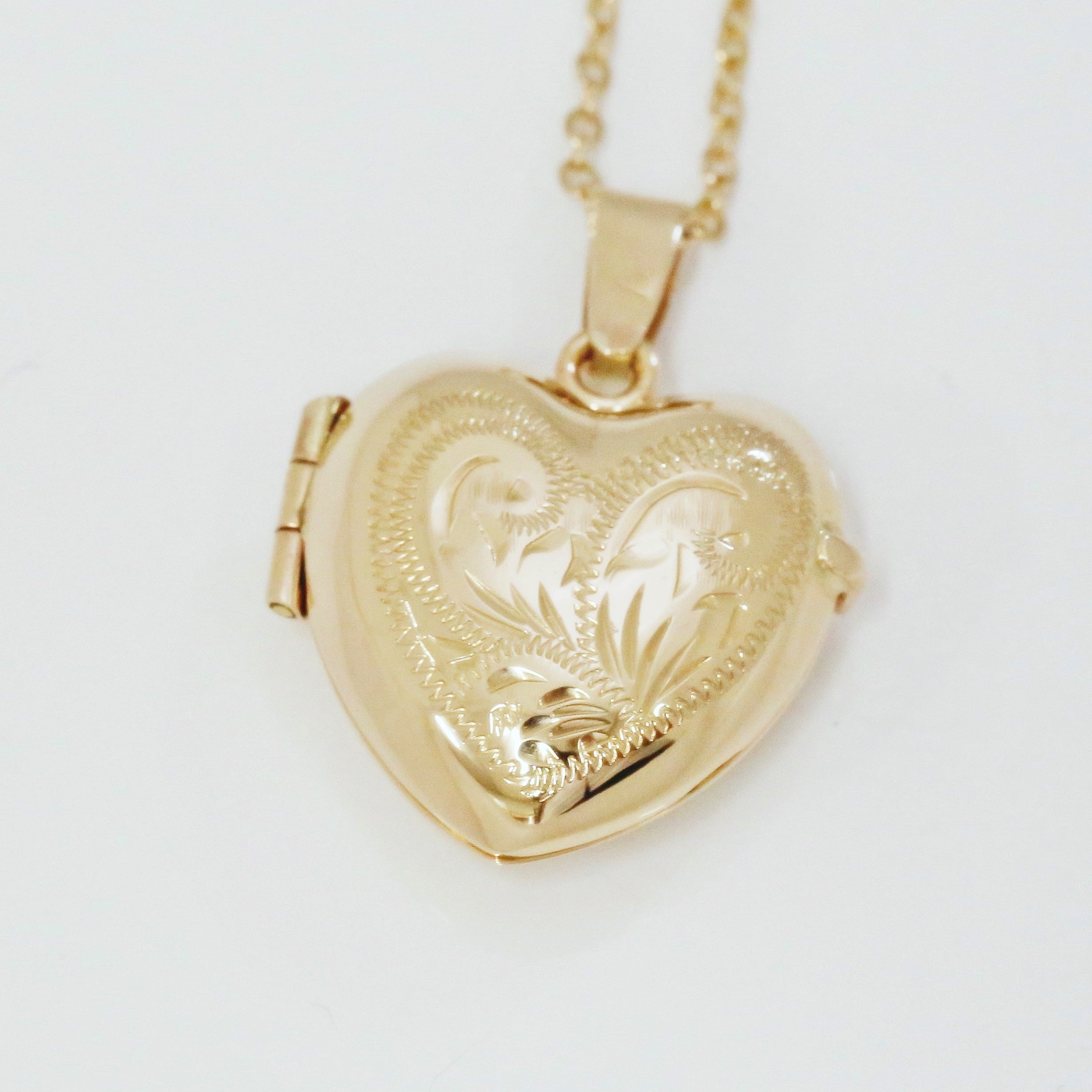 gold heart locket necklace australia