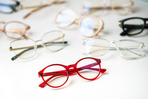 Comment resserrer ses lunettes chez soi ?