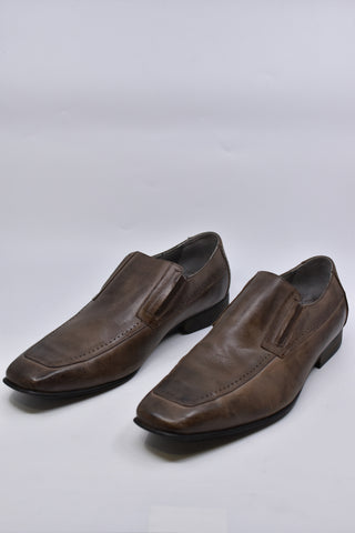 Mens Shoes - Lucid - Size US 9 - MS0152 - GEE – Lifeline Queensland