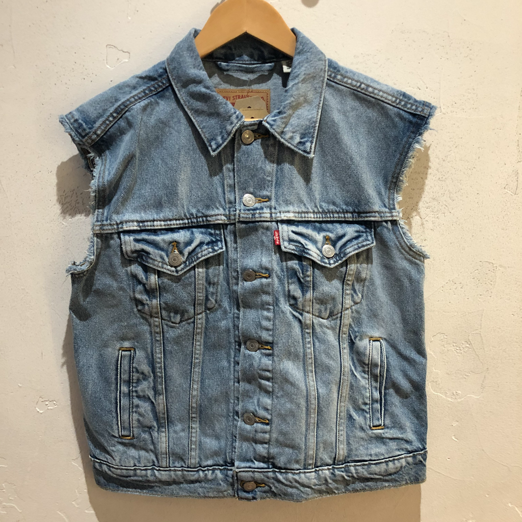 levis vest womens